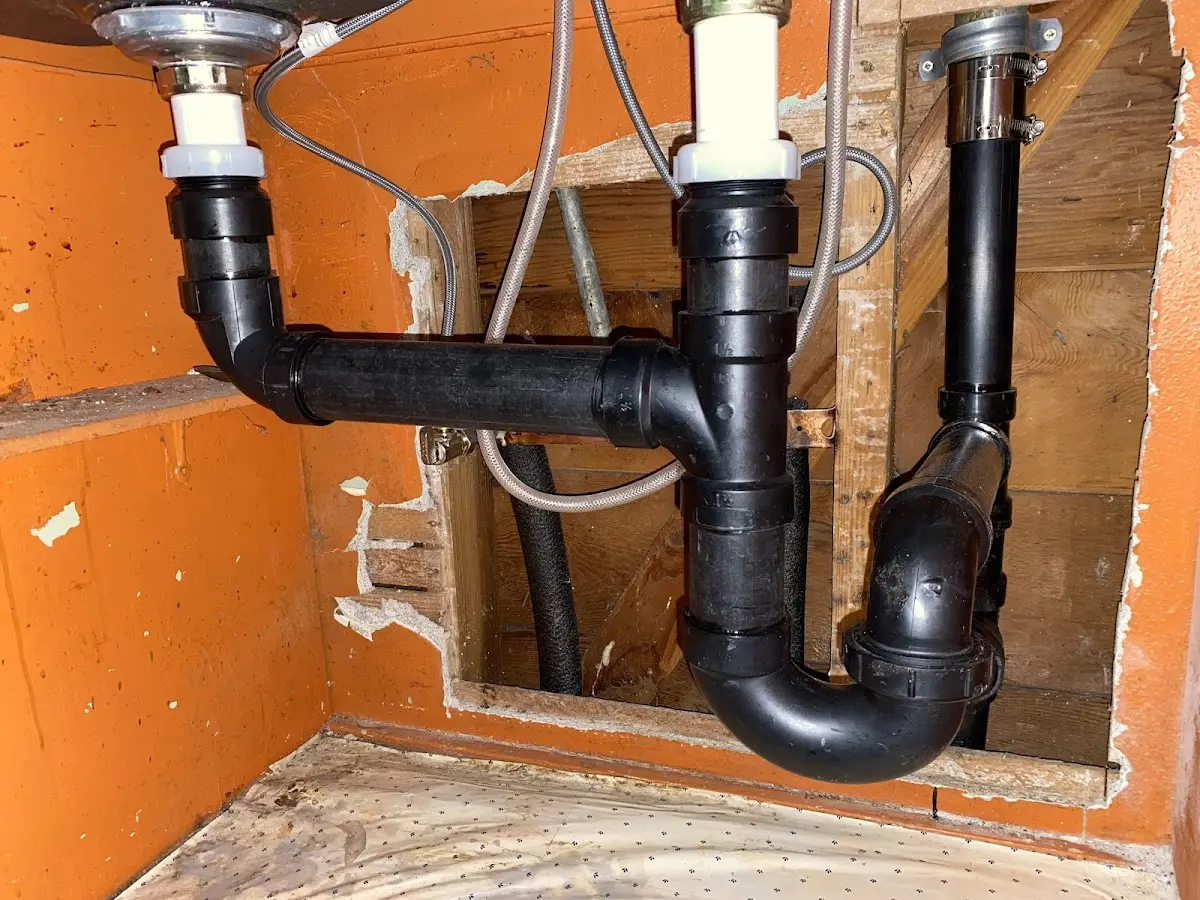 Professional Pipe Bursting equipment and tools on the job in Terrell Hills